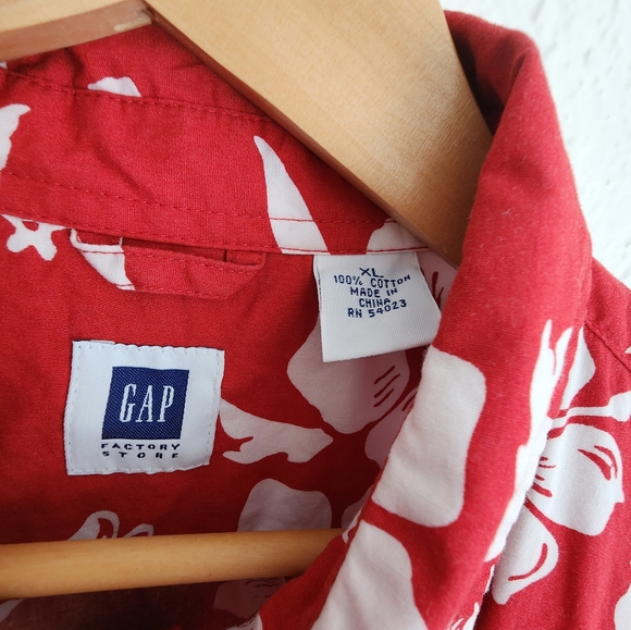 Vintage GAP Men's Button Down Short Short Sleeves - Picture 3 of 3